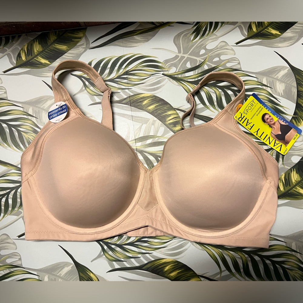 Vanity Fair Sports Bra in Nude